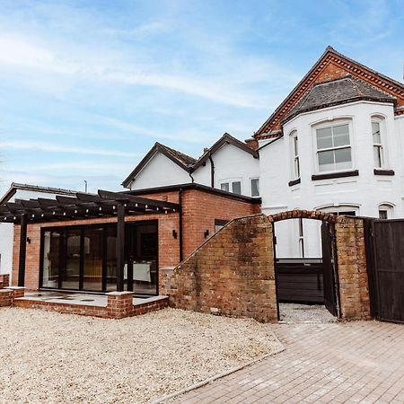 House With A Cinema And Games Room, Sleeps 17 Shrewsbury Buitenkant foto