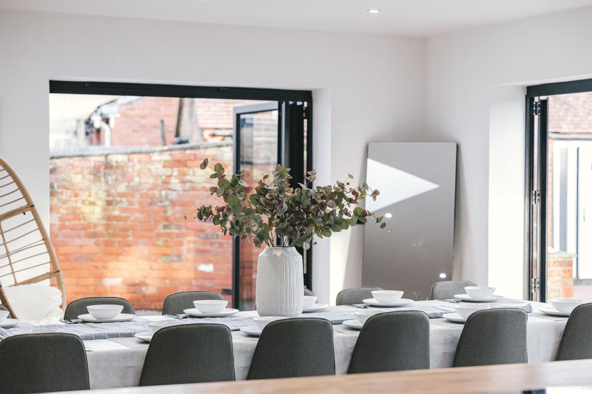 House With A Cinema And Games Room, Sleeps 17 Shrewsbury Buitenkant foto