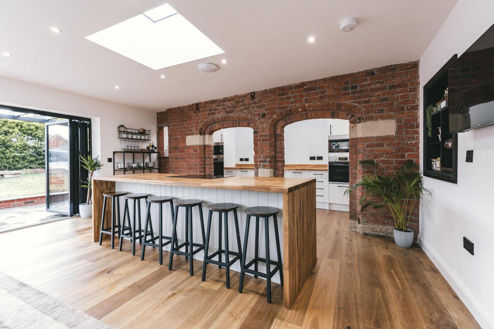 House With A Cinema And Games Room, Sleeps 17 Shrewsbury Buitenkant foto