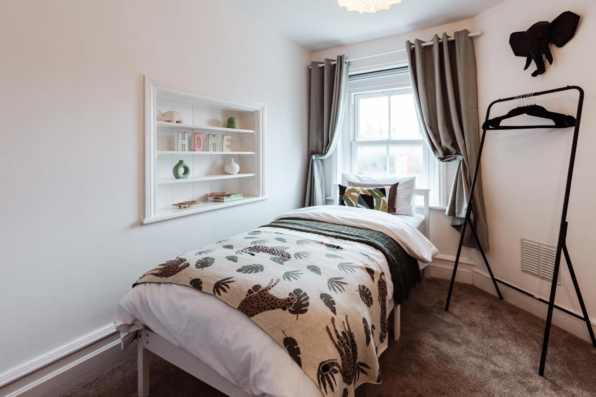 House With A Cinema And Games Room, Sleeps 17 Shrewsbury Buitenkant foto