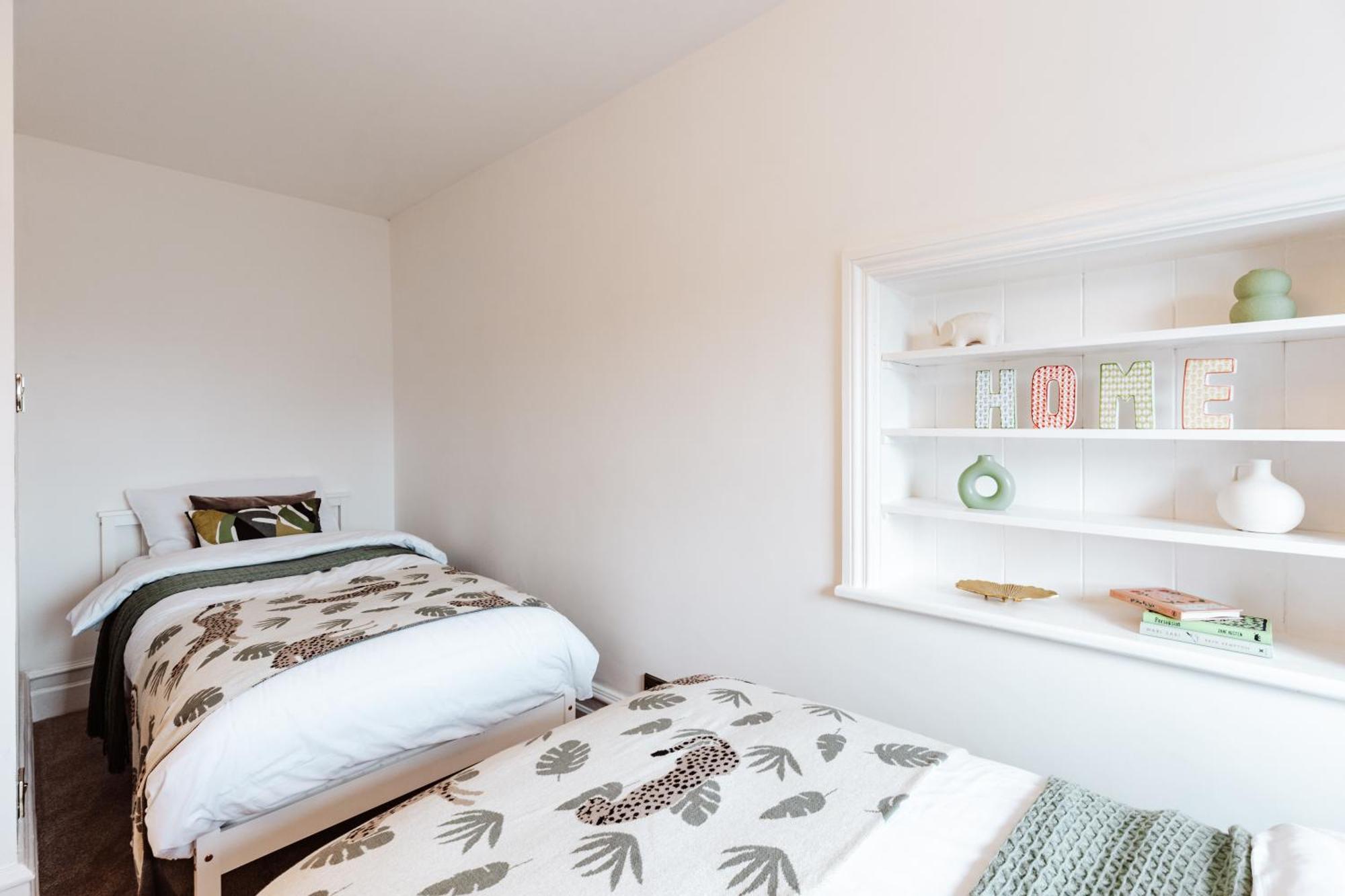 House With A Cinema And Games Room, Sleeps 17 Shrewsbury Buitenkant foto