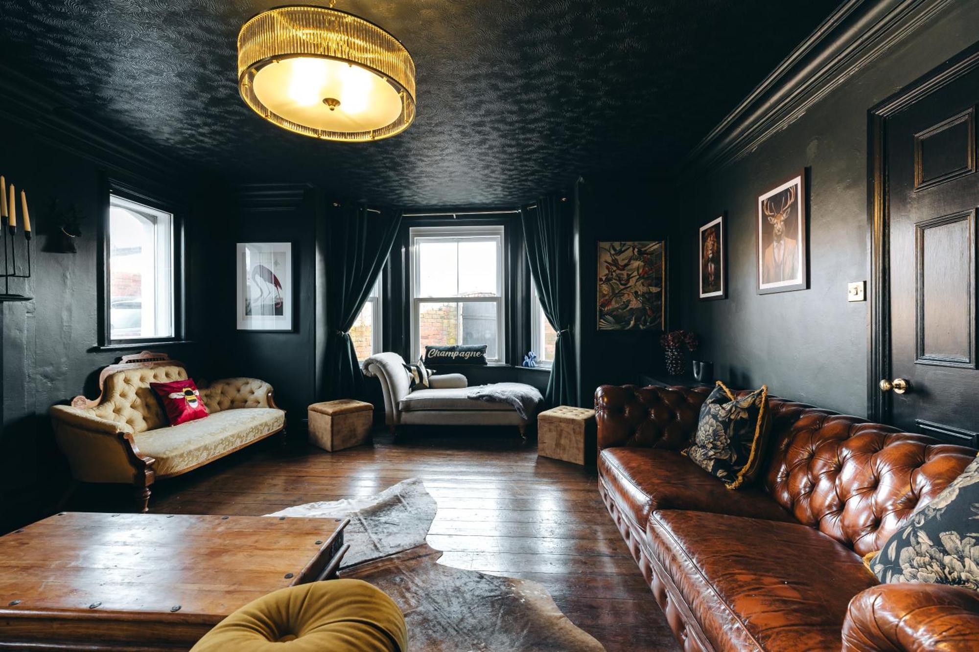 House With A Cinema And Games Room, Sleeps 17 Shrewsbury Buitenkant foto